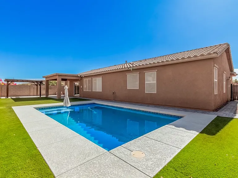 5710 W Pecan Rd — Photo 1