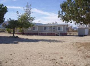 9922 Clovis Rd, Phelan, CA 92371