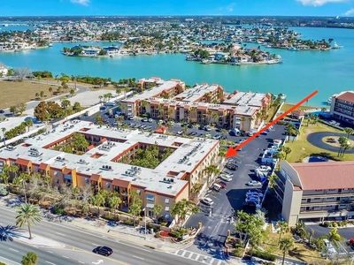 8911 Blind Pass Rd APT 101, Saint Pete Beach, FL, 33706