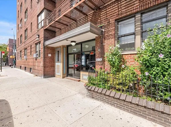 40-05 Ithaca St #2-J, Queens, NY 11373