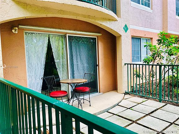 2nd image of 2039 SE 10th Ave APT 501
