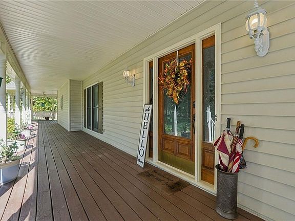 3rd image of 355 Univeter Rd