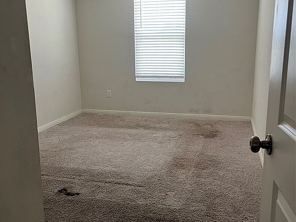 5th image of 3636 Silver Maple Ln