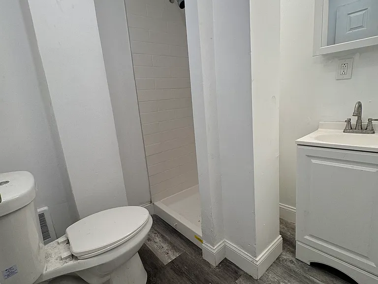 4133 Pennsgrove St #1 — Photo 4