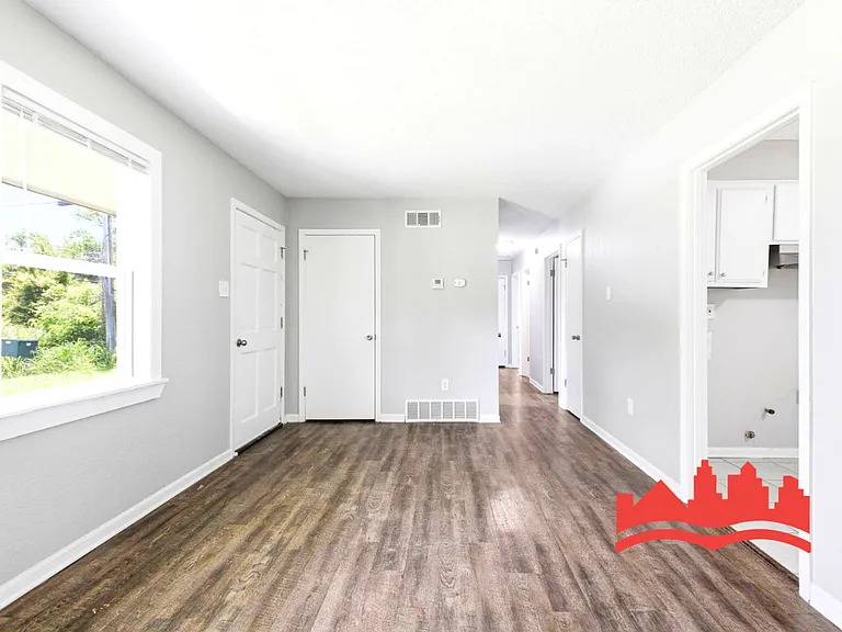 3230 Sweet Springs Dr — Photo 8