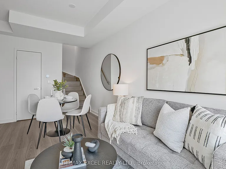 75 Curlew Dr #Townhouse 4 — Photo 4
