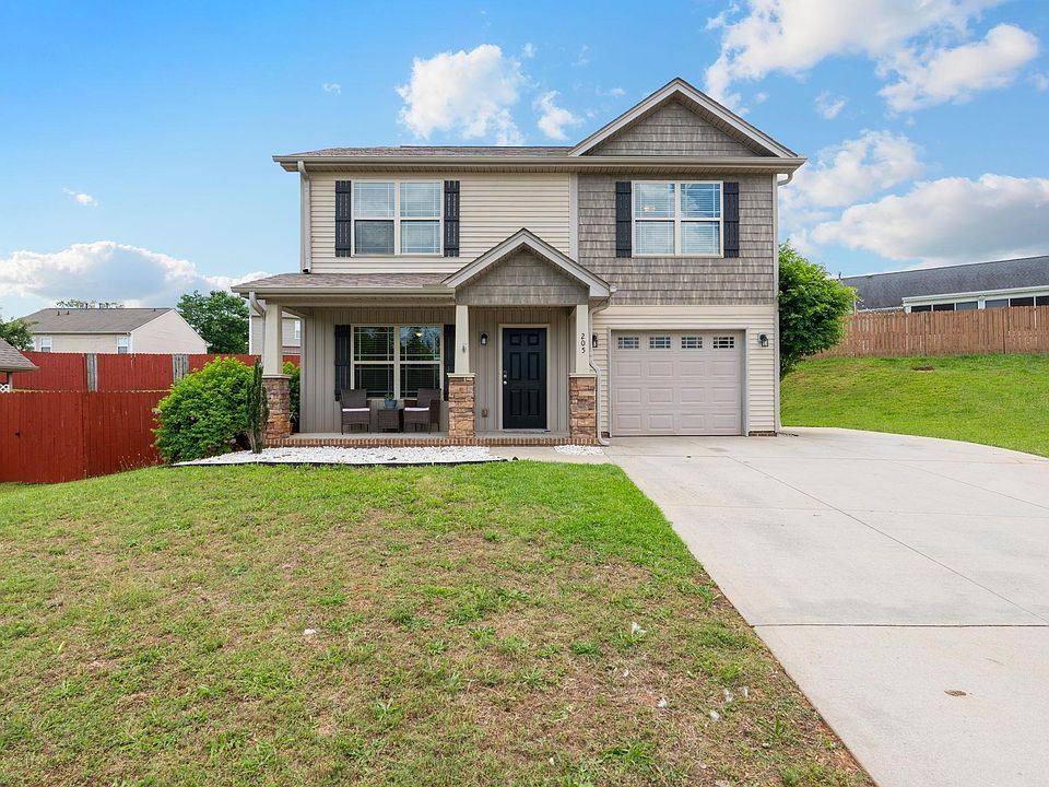 1st image of 205 Mariner Ct