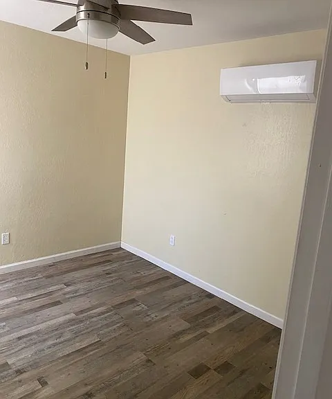 433 N F St #B — Photo 5