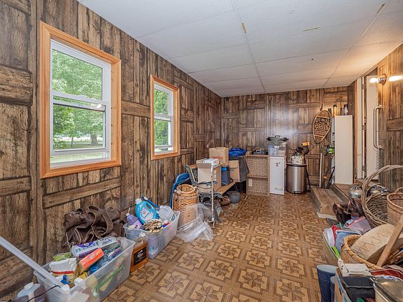 4th image of 25356 2nd Ave