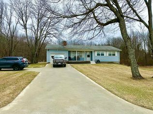 172 S Maple St, Hadley, MA 01035