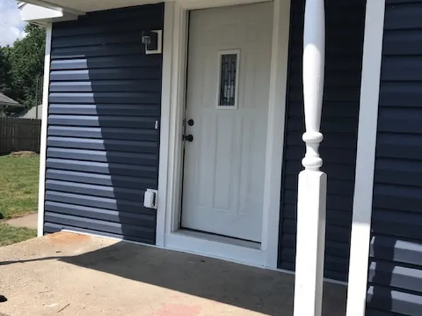 154 W Jefferson St, Westville, IN 46391