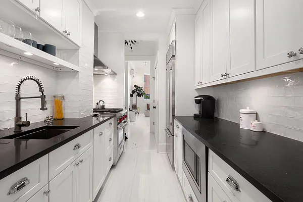 Sold by Compass | media 10