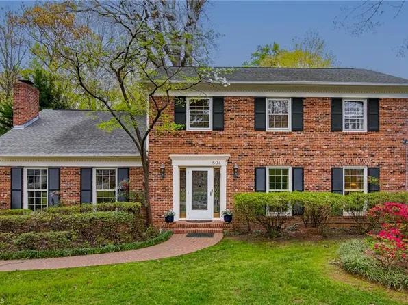 804 Rollingwood Dr, Greensboro, NC 27410