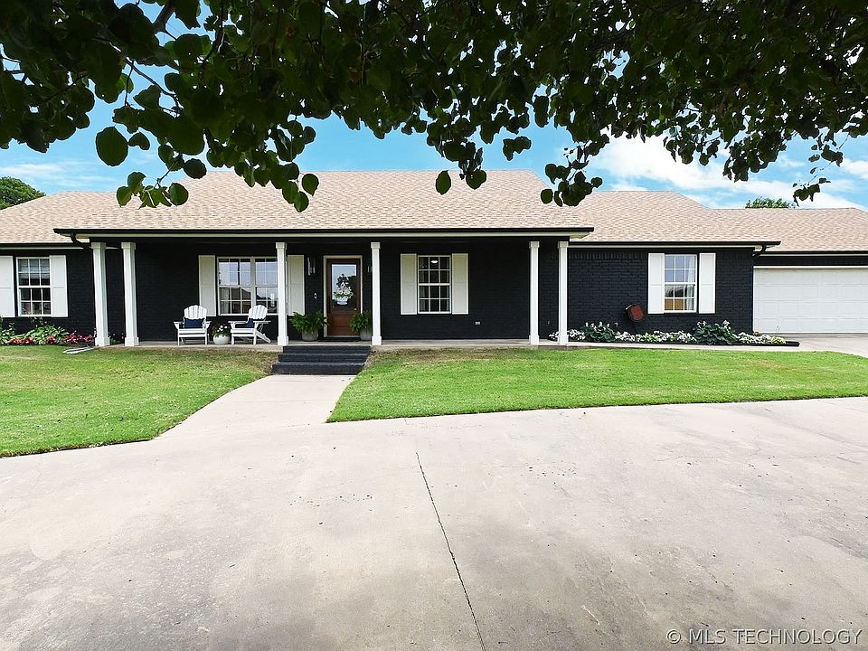 1st image of 106 Park View Dr