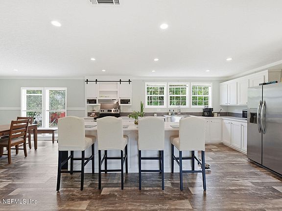 2nd image of 132 LAKE LUCY Court