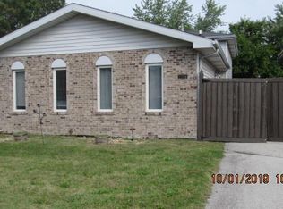 2736 E Goodrich Ave, Burnham, IL 60633