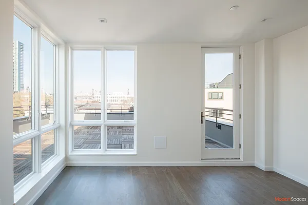 Rented by Modern Spaces | media 15