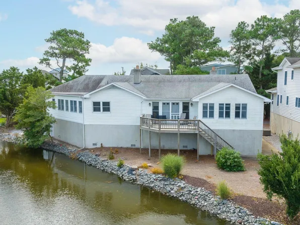 2 Connor Ln, Bethany Beach, DE 19930