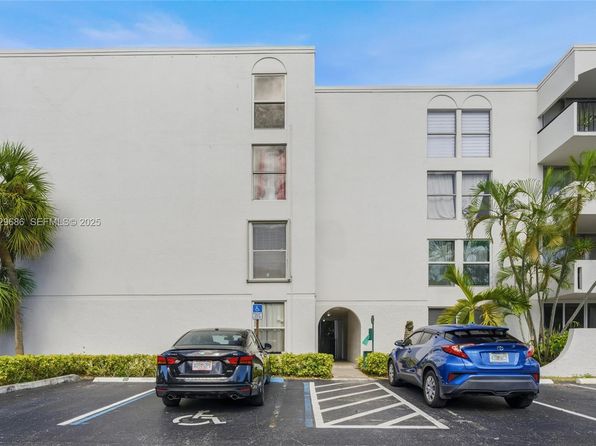 2160 SW 16th Ave APT 120