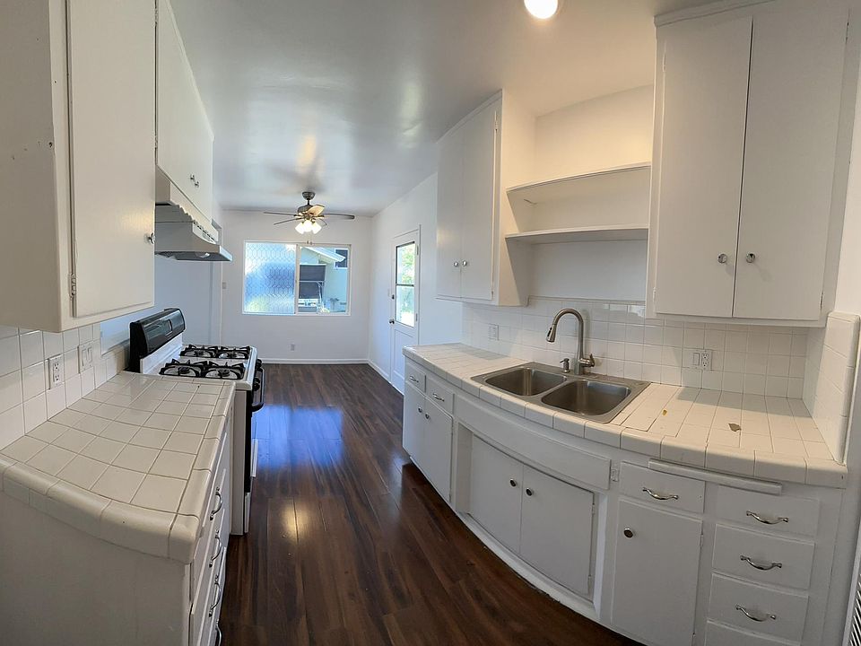 1st image of 4876 Oregon Ave #4878