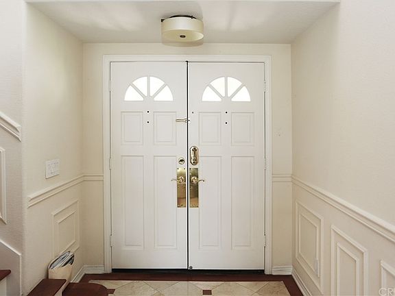 3rd image of 24512 Windsor Dr