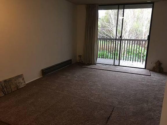3rd image of 7000 Shelter Creek Ln