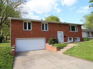 1118 Bryan St, Normal, IL 61761