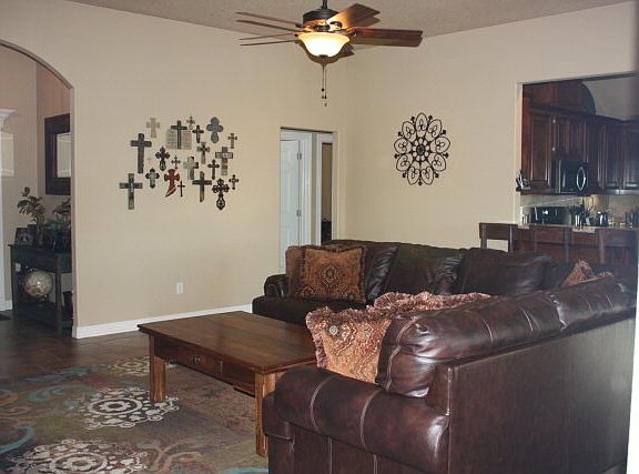 2nd image of 108 Goldfinch Ct