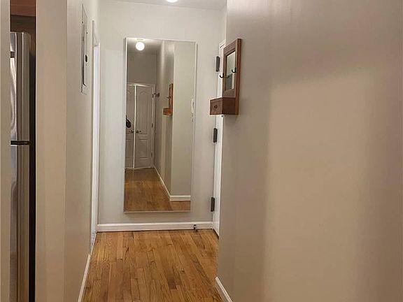4th image of 41-32 44th St #2C