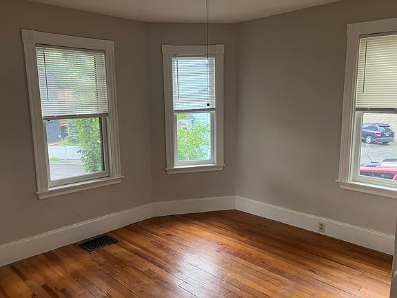 5th image of 19 Bryant St #1