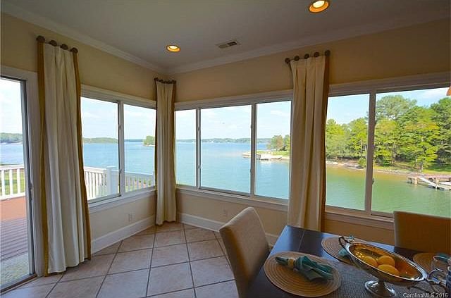 1st image of 901 Lake Club Dr #1