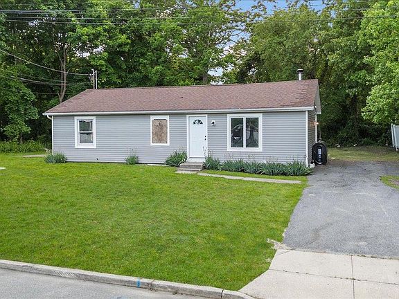 2nd image of 12 Lewis Street