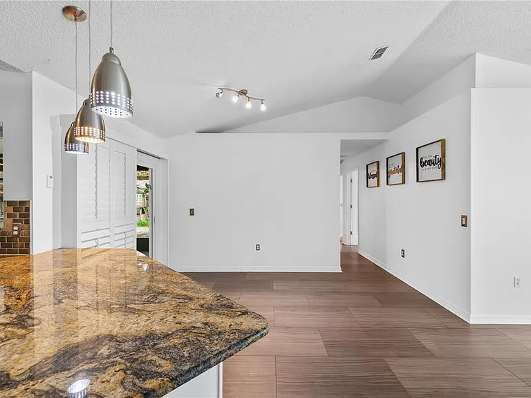 308 Silver Pine Dr — Photo 12