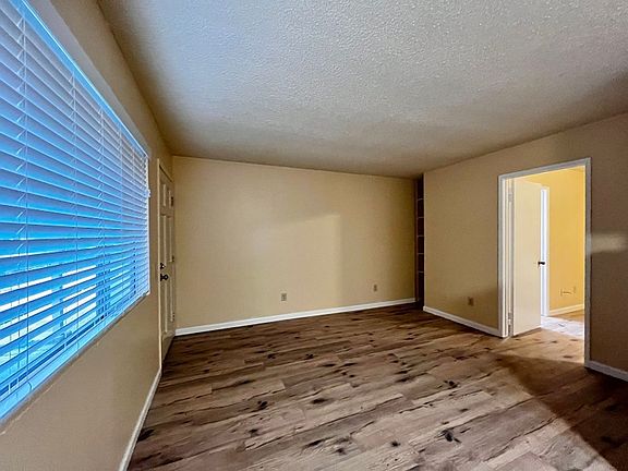 5th image of 1416 Myrtle St APT 11