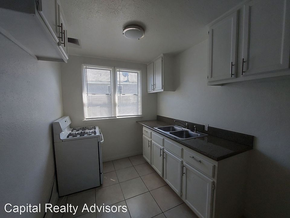 1st image of 4509 N Banner Dr APT 3