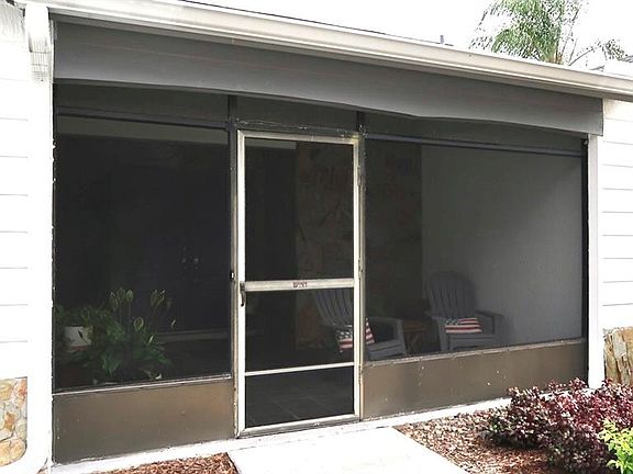3rd image of 12818 TALLOWOOD DRIVE