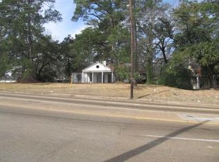 118 W McDowell Rd, Jackson, MS 39204