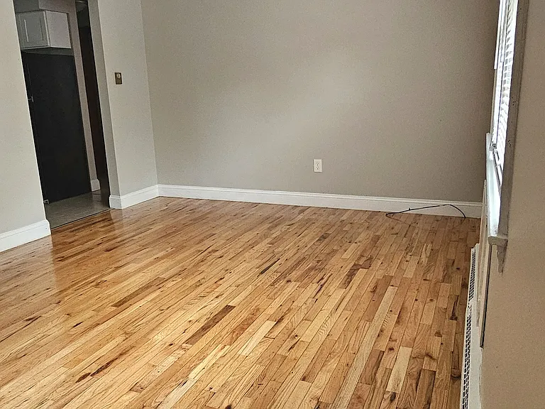 148 Bradford Ave #G — Photo 4