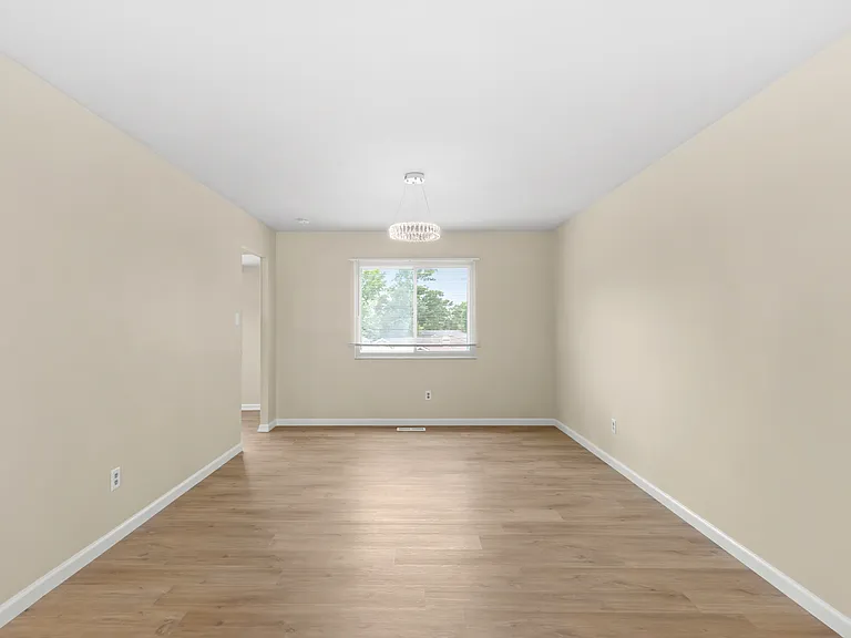 378 Novara Dr — Photo 6