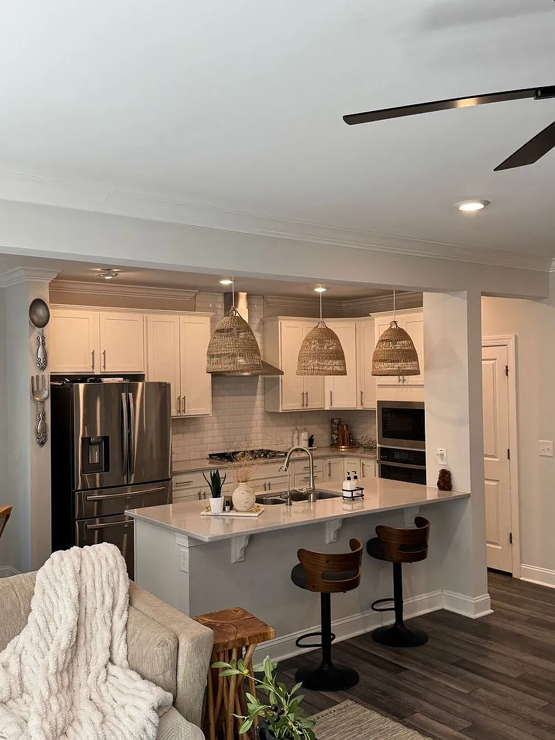 5 BED, 3 bath with Attached 2 Car Garage in Devon Square Community, Wake Forest, NC. — Photo 3