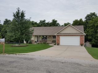 5832 SW Maple Rdg, Trimble, MO 64492