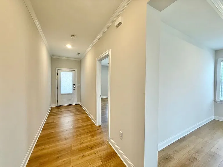 113 Hiddenite Pl — Photo 2