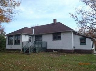 3419 Hochberger Rd, Eau Claire, MI 49111