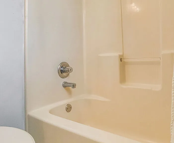 907 Catskill Ln — Photo 21