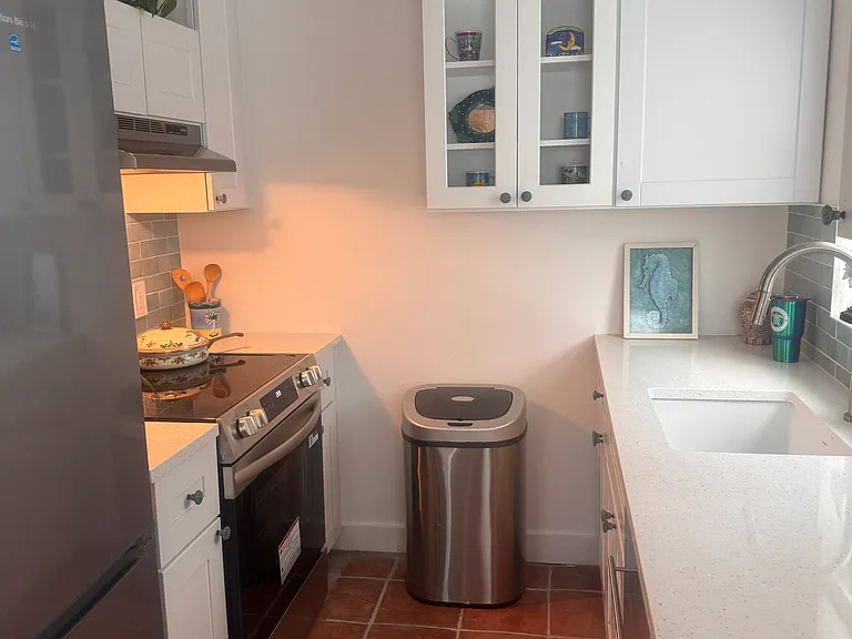 78 146th Ave E #B — Photo 31