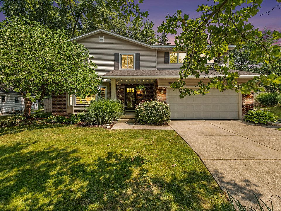 1st image of 2211 Skyline Dr NW