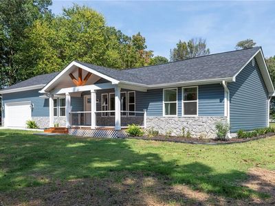 2009 Deep River Rd, High Point, NC, 27265