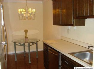 93 Arrowood Rd UNIT J, Manalapan, NJ 07726