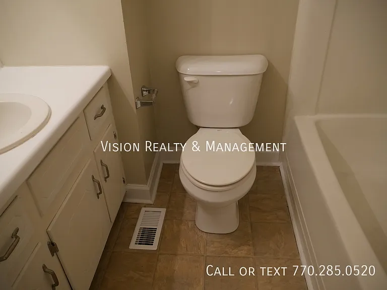 205 Old Bremen Rd — Photo 8