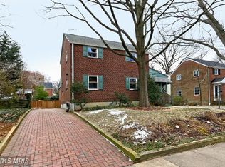 215 N Wakefield St, Arlington, VA 22203